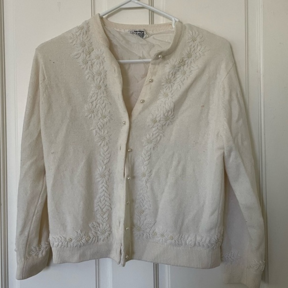 🎲Vintage Fully Fashioned Herald Lambswool Angora Daisy Beaded Cardigan Size 40